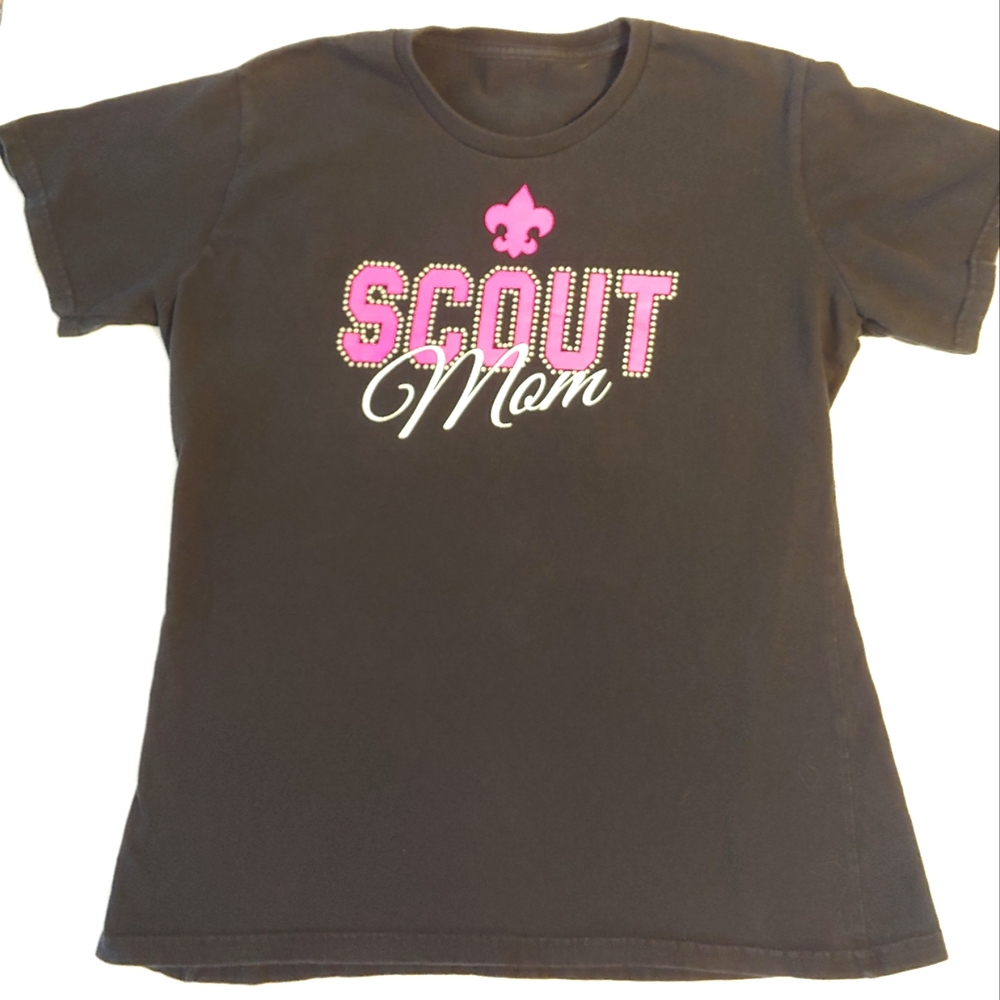 3/$15 Black Scout Mom T-shirt with Pink and White Print, Size M